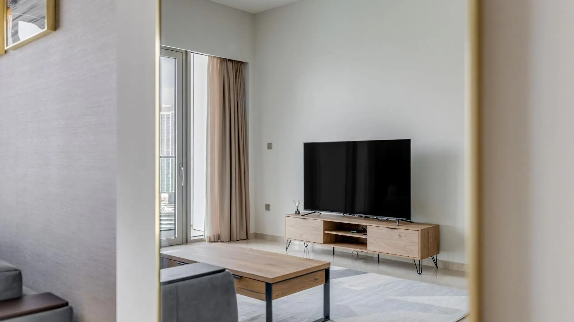 Knokey Burj Khalifa & Fountains View Luxury 2-Bedrooms Apartment Dubai