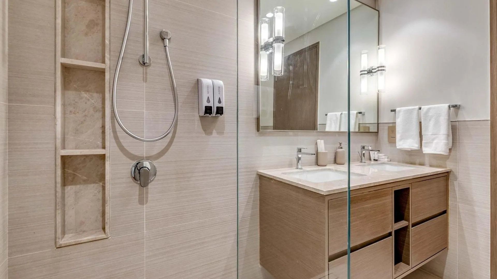 Knokey Burj Khalifa & Fountains View Luxury 2-Bedrooms Apartment Dubai
