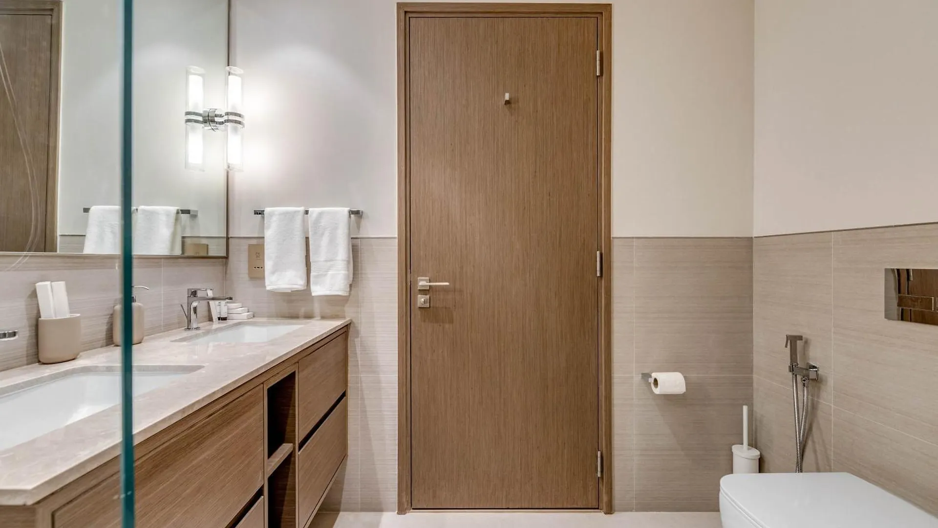 Knokey Burj Khalifa & Fountains View Luxury 2-Bedrooms Apartment Dubai