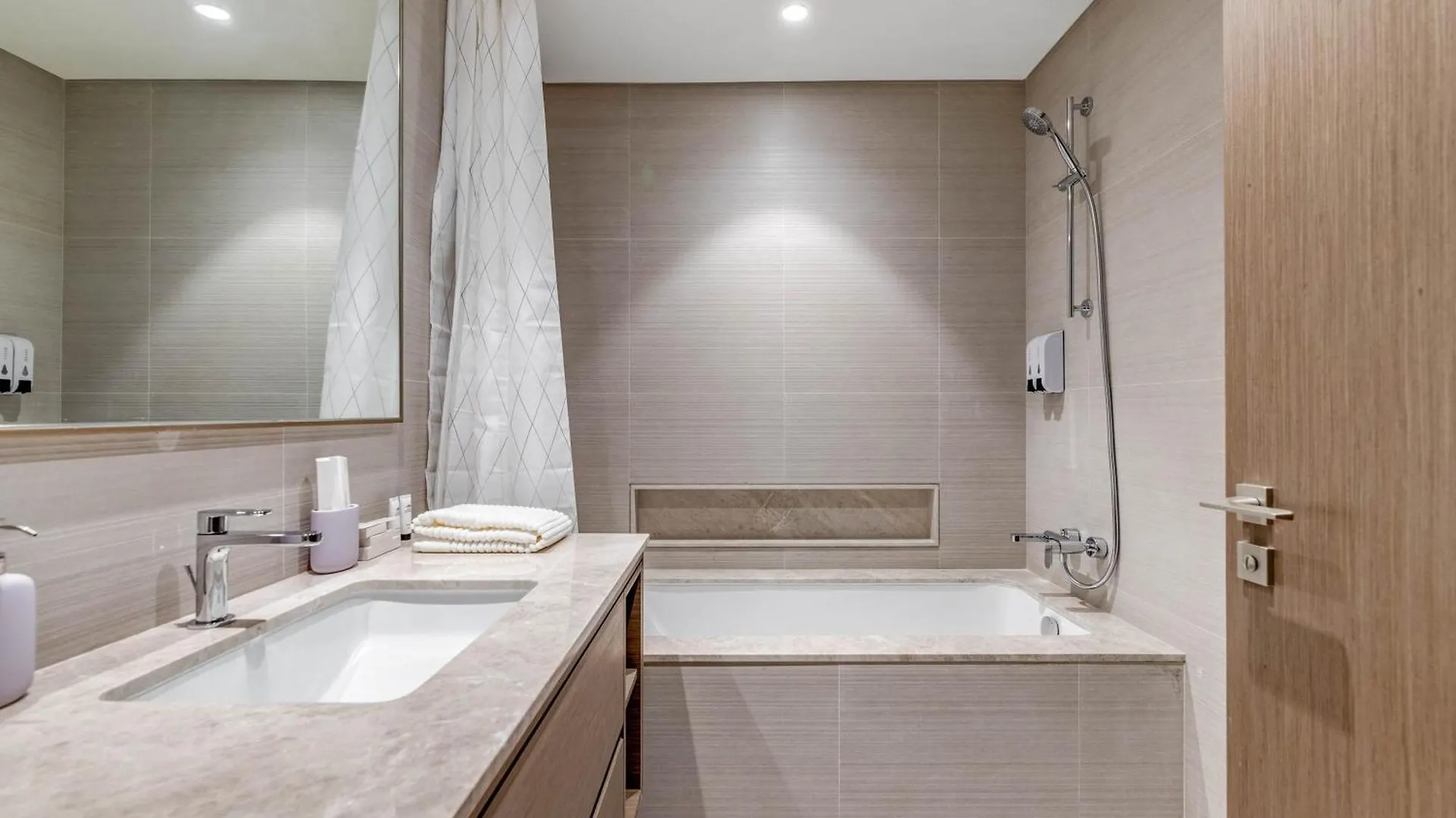 Knokey Burj Khalifa & Fountains View Luxury 2-Bedrooms Apartment Dubai United Arab Emirates