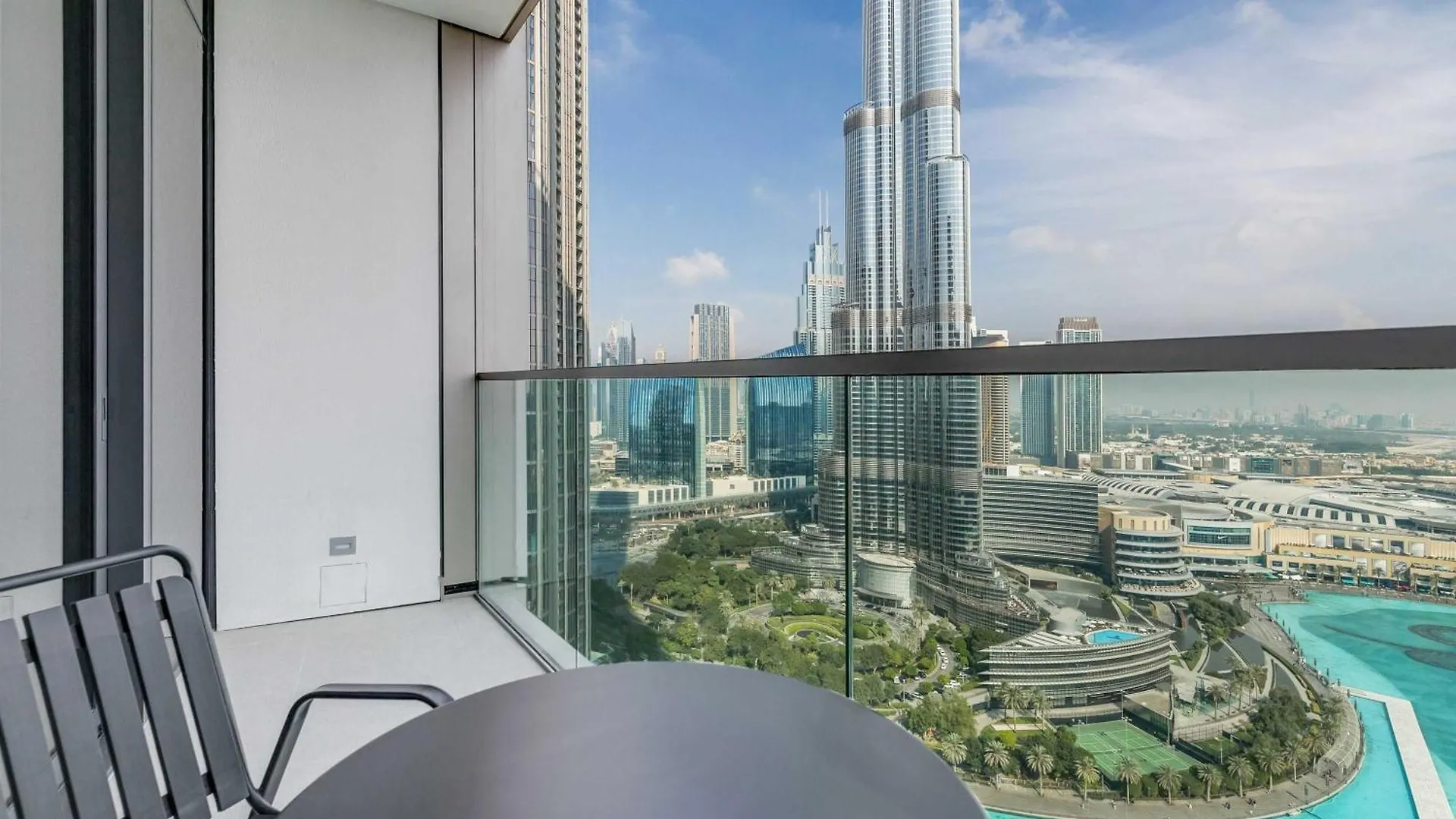 Knokey Burj Khalifa & Fountains View Luxury 2-Bedrooms Apartment Dubai 0*,  United Arab Emirates